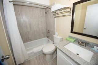 Medicine Hat Inn & Suites - 6