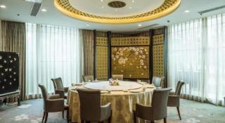 Qingdao Royal Garden Hotel - 7