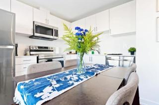 Patio Suite with BBQ & Outdoor Relaxation Near Niagara Falls - 4
