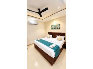 The Comfort Stay Inn Ayodhya - Luxury Family Retreat with Elegant Spacious Rooms, Modern Amenities, Complimentary Wi-Fi & Premium Hospitality Near Shri Ram Janmabhoomi - Ayodhya - 8