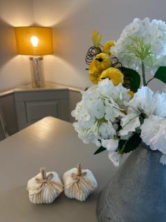 Malahide Village Cottage - 8