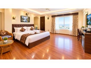 Hotel O-Live Branch Darjeeling - Premium Hill Retreat with Spacious Rooms & Accommodation & Modern Comforts with Himalayan Views - 0