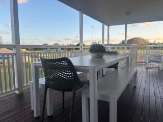 Private beautiful house. 1 bed/bath OR 2 bed/bath - 6