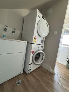 Private beautiful house. 1 bed/bath OR 2 bed/bath - 2