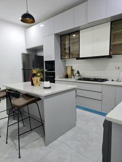 Water front 2 bedroom Maisonette - 5