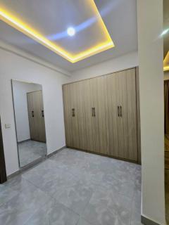 Water front 2 bedroom Maisonette - 4