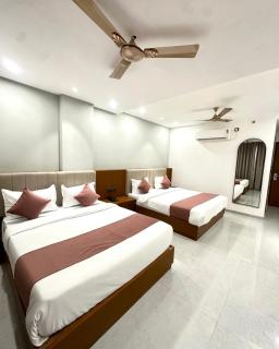 Hotel Sudarshan Inn - 8