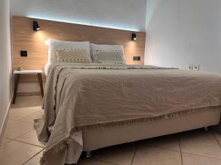 2-bedroom house with parking, SUNNY 2 - 9