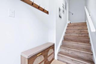 Brand-New Two 2-Bedroom Apartments Near Niagara Falls Sleeps 8 - 2