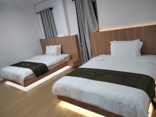Sinh Chalern Hotel - 3