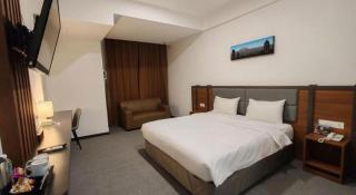 Eminent Hotel - 9