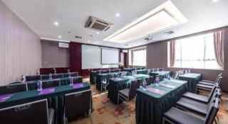 Zhuhai Aqueen Hotel - 1
