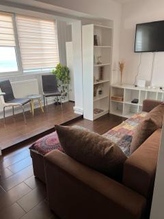 Cozy Sea View - 1