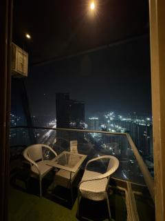 The luxe next - 0