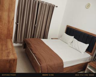 Elegant 4BR AC Villa Kochi Family & Wedding Stay - 7