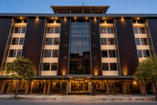 Radiance By Hotel Roopa - 8