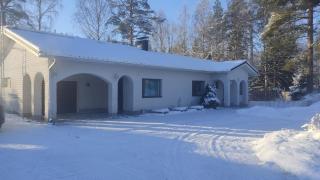 Spacious Family House - Sauna, Hot Tub & Grill Hut - 0