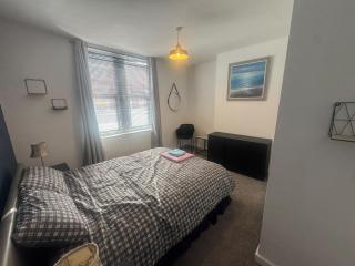 Derby Central Suites & Rooms - 1