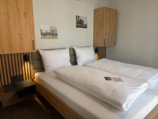 Green Trail Hotel - 7