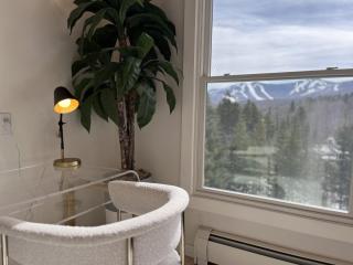 BearWatch- Fireplace, Hot Tub, Games, VIEWS - 1