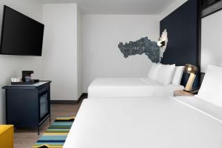 Aloft by Marriott Shenandoah Woodlands Area - 2