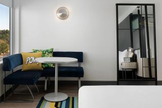 Aloft by Marriott Shenandoah Woodlands Area - 1