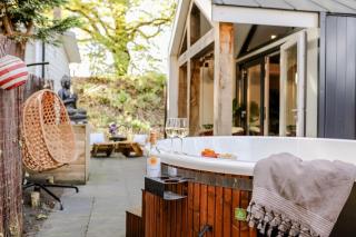 Sfeervolle wellnesswoning met privé hottub & sauna - VP121 - 0