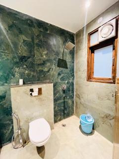 Hotel RK Heven - Ayodhaya - 7