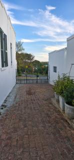 Ryneveld Square - 8