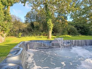 16 At The Sanctuary - Uk52286 - 9
