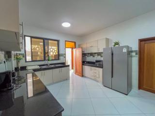 Kioo Baridi Beachfront Apartments - 5