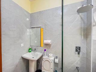 Kinga Homes & Suites - 9