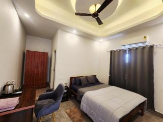 Arms Suites- Oxygen Business Park Sector 144 - 8
