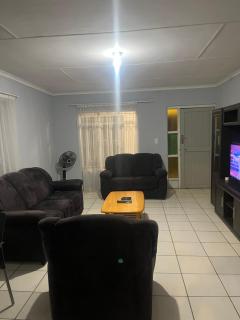 Dennilton Family House - 1