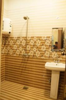 Spacious 1BR Apartment Near DHA & Lahore Airport - 1