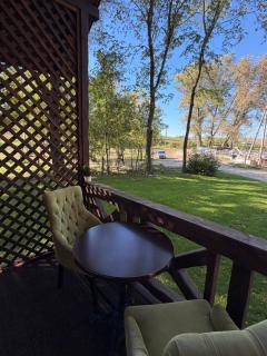 Royal Ranch Villas - 1