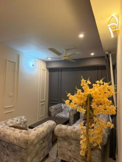 luxe inn - 2
