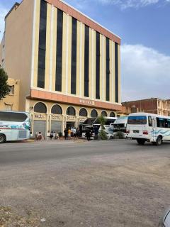 HB hotel - 3