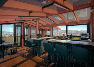 King Tamar Hotel By Luxuria Hotels - 2