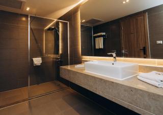 Settle Inn Joud Hotel - 9