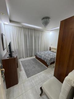 Modern 2BR Apartment next to Avenue Mall, Al Rehab - 4