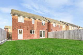 Contractor House - Driveway Van Parking Fast Wifi Laundry Facilities - 4
