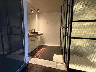 Be House - King Room - Free Parking - SPA Access - 8