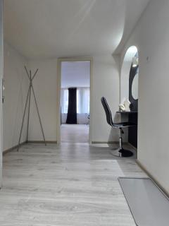 Velvet Noir City Apartment - 1