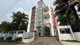 Hovato Brown 01 EarthSpace Transit Apartments - 0