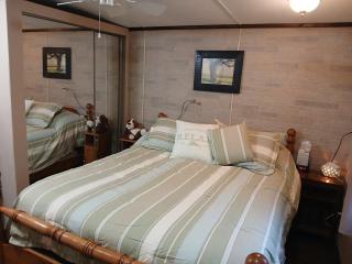 Papaw's Place - 8