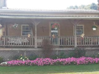 Papaw's Place - 1