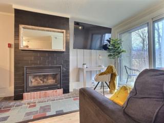 CozyCub -Location, Ski Off/ Shuttle On - Killington - 8