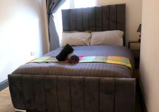 Coastal and City Stay 2 Bedroom Apartment Sleeps 5 - 2