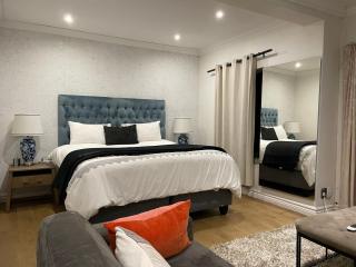 The Orca, Bryanston Entire 4 Bed House - Johannesburg - 6